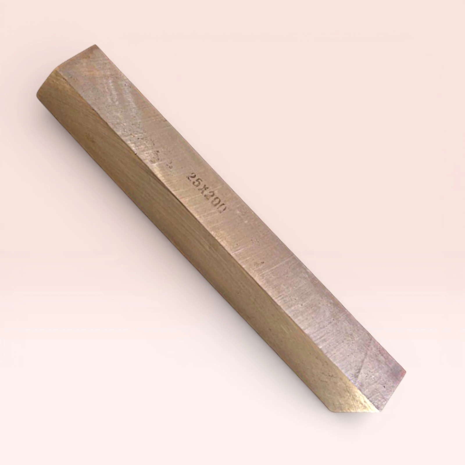 معدات المخرطة